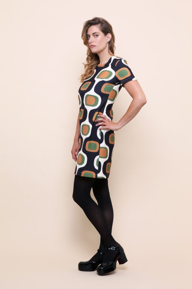Robe Graphique Rétro – Esprit Années 70